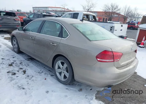 2015 Volkswagen Passat 1.8T Limited Edition from USA, damaged, VIN 1VWAT7A34FC121955